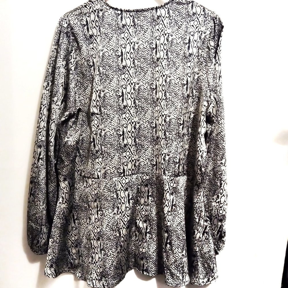 Snake Print Button Front Blouse 1x - image 3